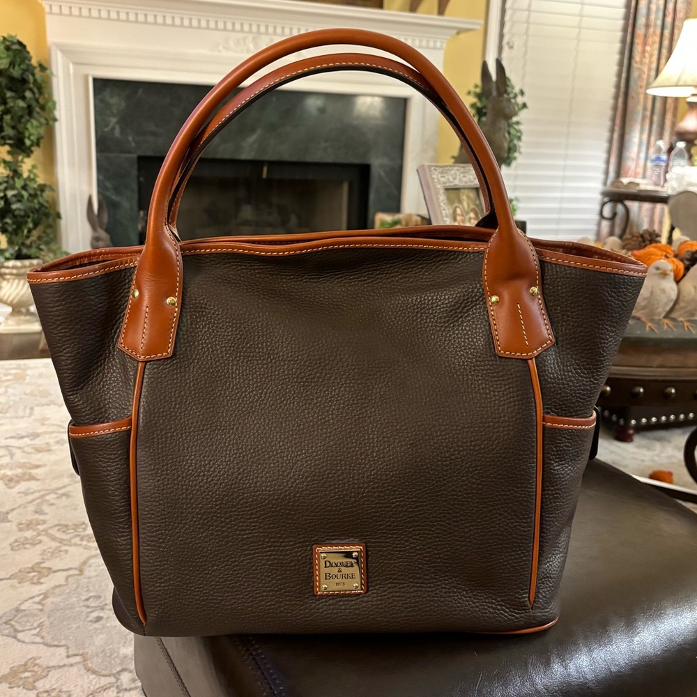 Dooney & Burke BRAND NEW Pebbled Leather Purse